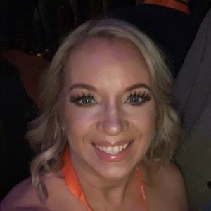 Meet your Posher, Christy